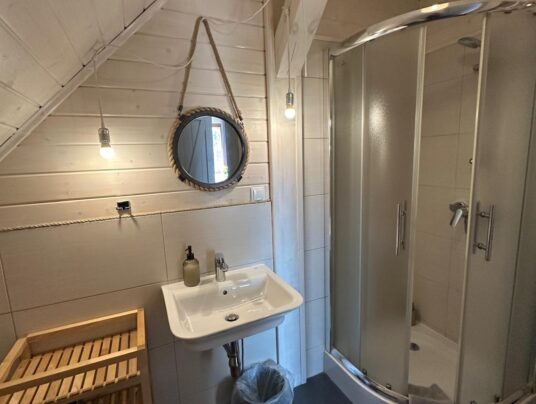 RAKI - Galeria, zdjęcie: pokoje nad jeziorem Serwy - SIRVIS - Suwalszczyzna