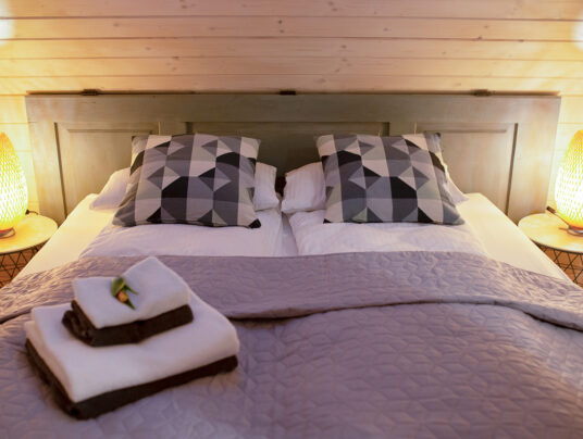 LATAWCE - Galeria, zdjęcie: apartamenty nad jeziorem Serwy - SIRVIS - Suwalszczyzna