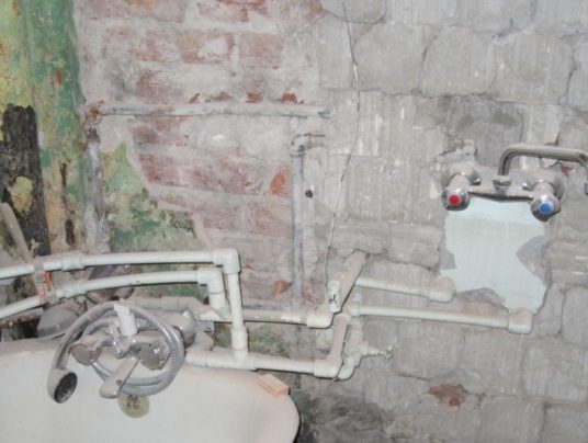 Metamorfoza - stara kamienica, zdjęcie: C3