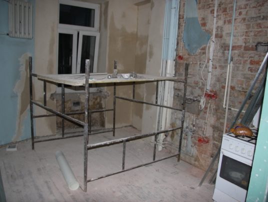 Metamorfoza - stara kamienica, zdjęcie: C6