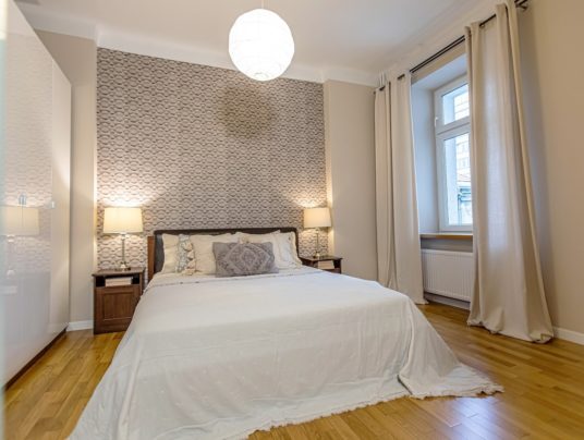 Metamorfoza - stara kamienica, zdjęcie: Ch4