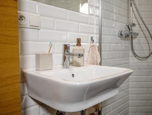 Metamorfoza - stara kamienica, zdjęcie: Ch Ł1